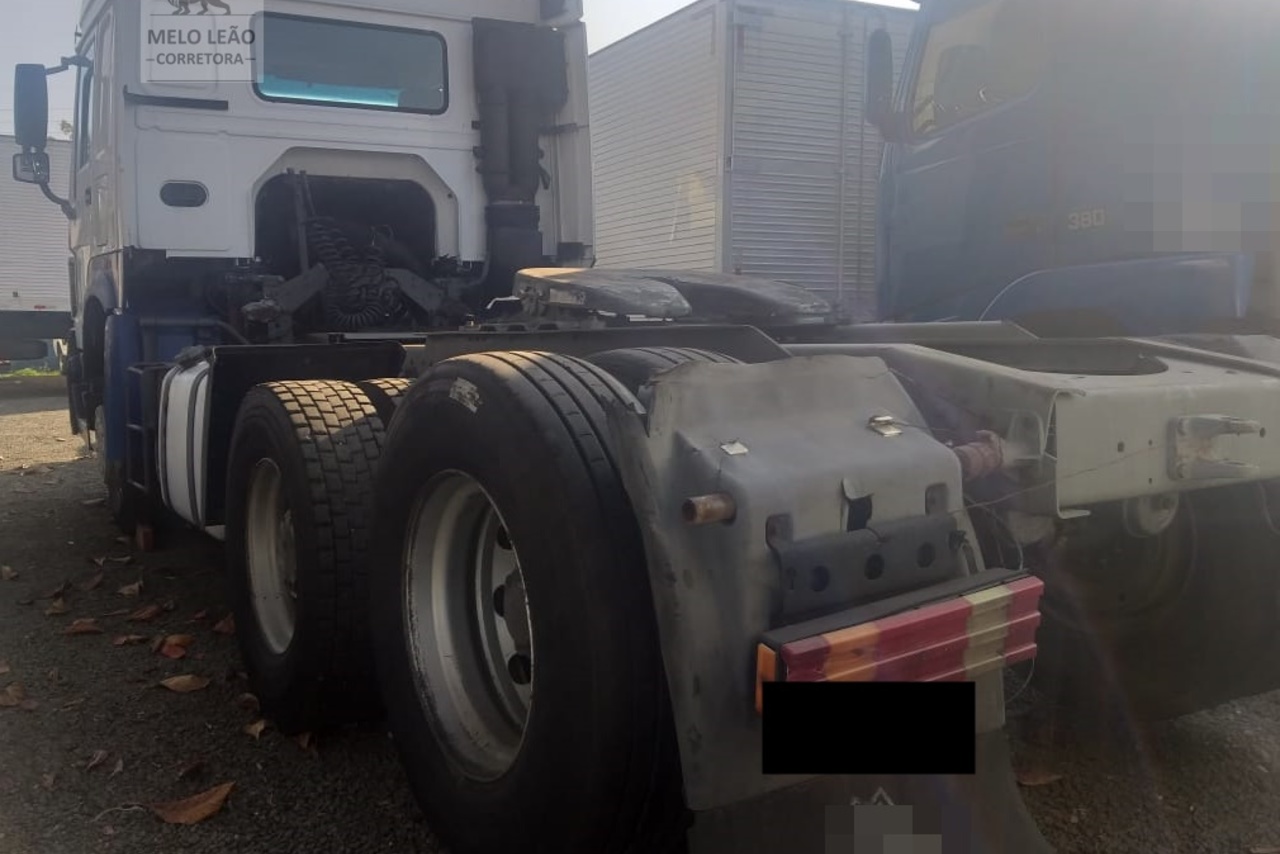 Sinotruk Howo Howo 6x4 - 11/11 4