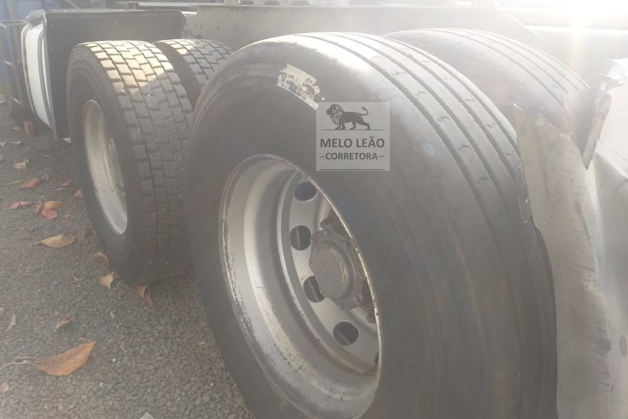 Sinotruk Howo Howo 6x4 - 11/11 8