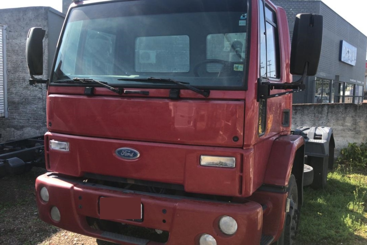 Ford Cargo1317 - 05/05 12