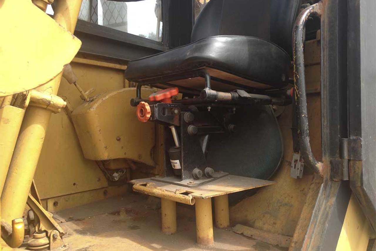 Caterpillar D8 -  4