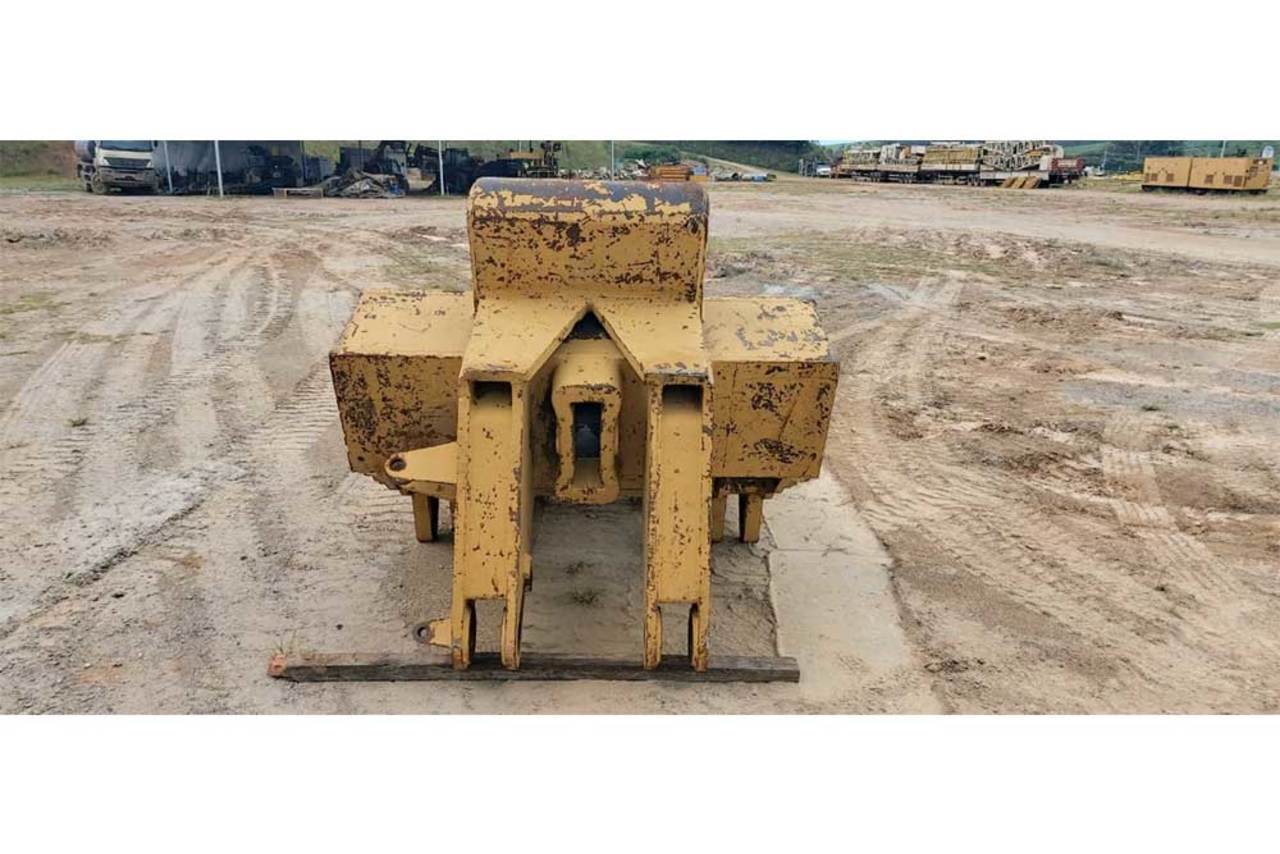 Caterpillar D8 -  6