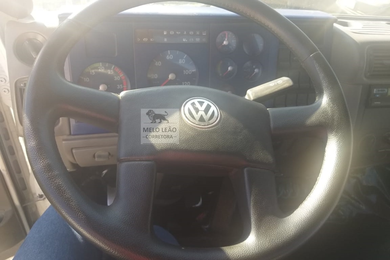 Volkswagen 8 120 - 00/00 4