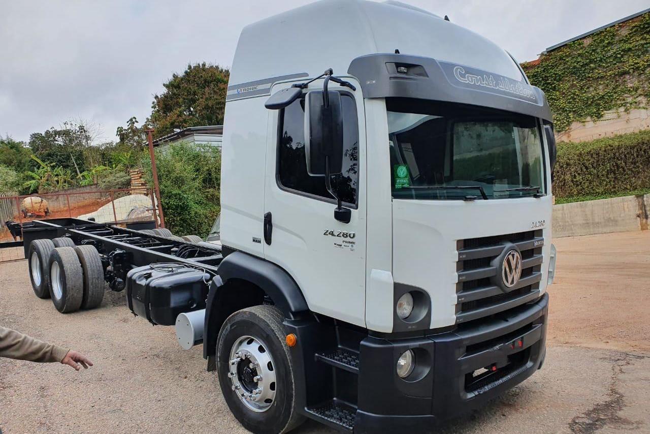 Volkswagen 24-280 E Constellation 6x2 - 18/18 2