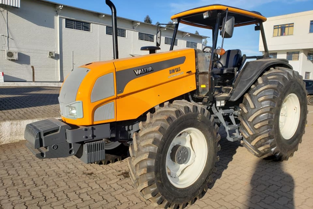 Valtra BM 125 - 10/10 2