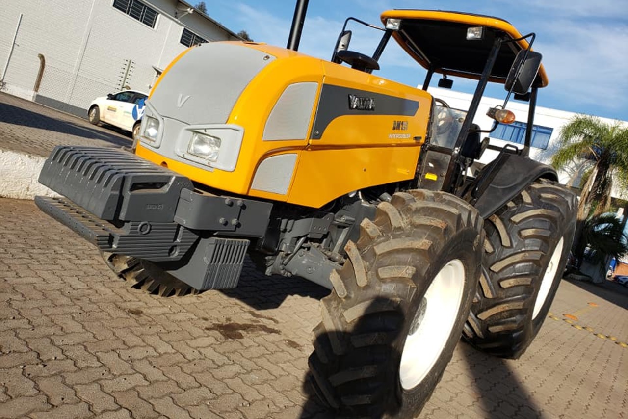 Valtra BM 125 - 10/10 4
