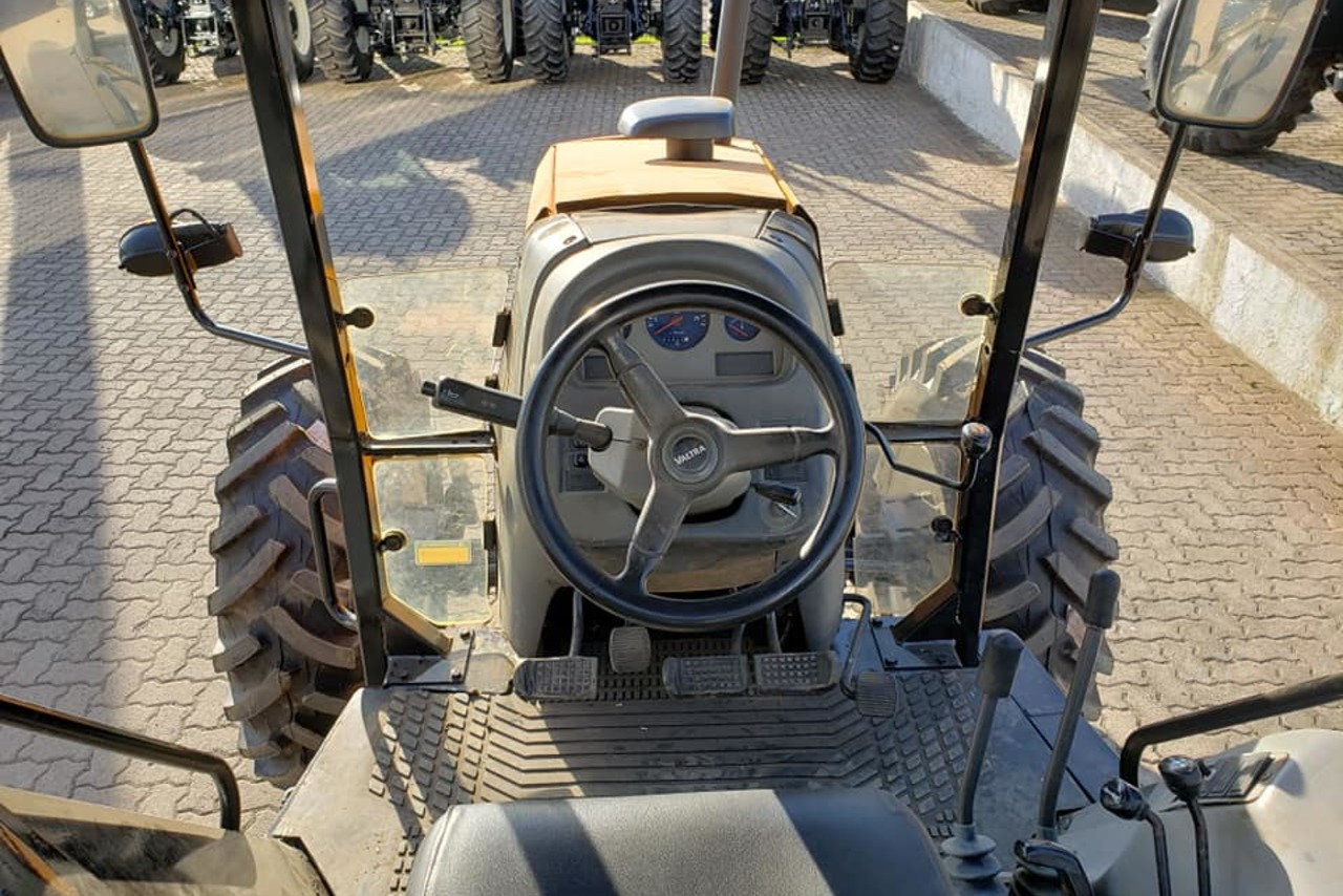Valtra BM 125 - 10/10 6