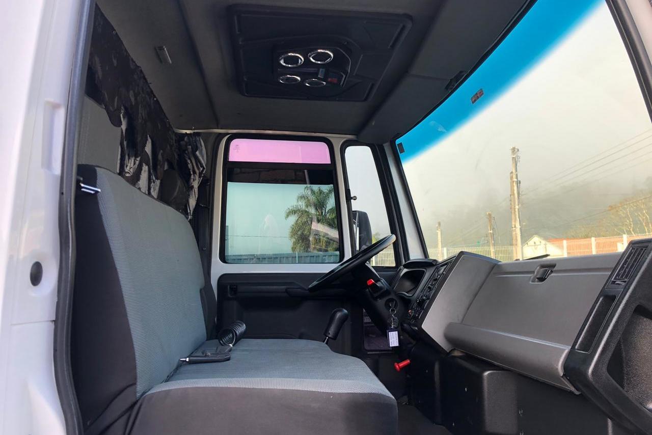 Ford Cargo1119 - 14/15 8