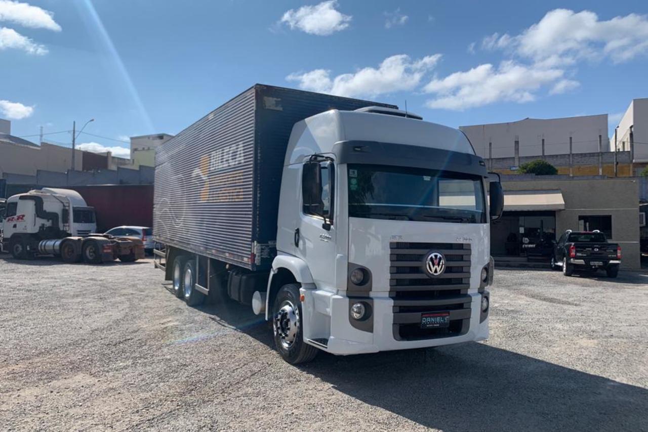 Volkswagen 24-280 E Constellation 6x2 - 13/14 3