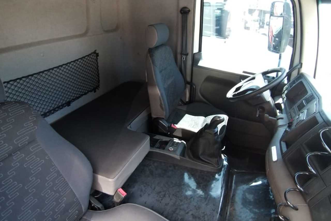 Volkswagen 24-280 E Constellation 6x2 - 18/18 11