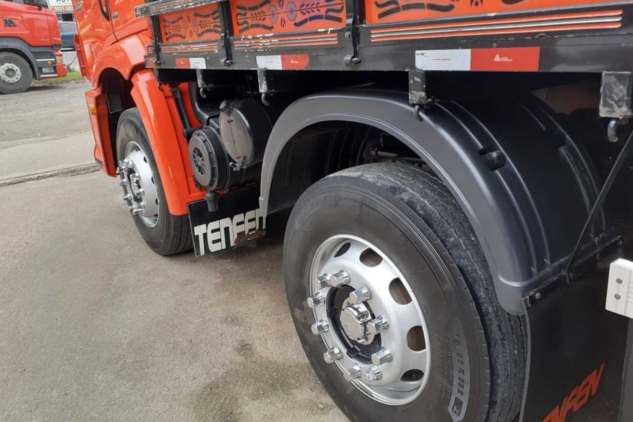 Volkswagen 24-280 E Constellation 6x2 - 17/17 2
