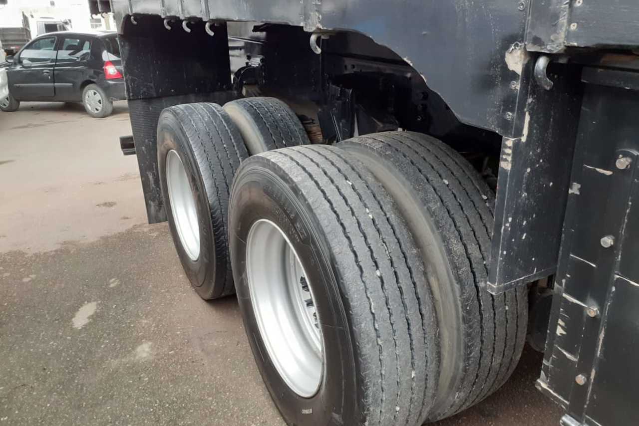 Volkswagen 24-280 E Constellation 6x2 - 17/17 11