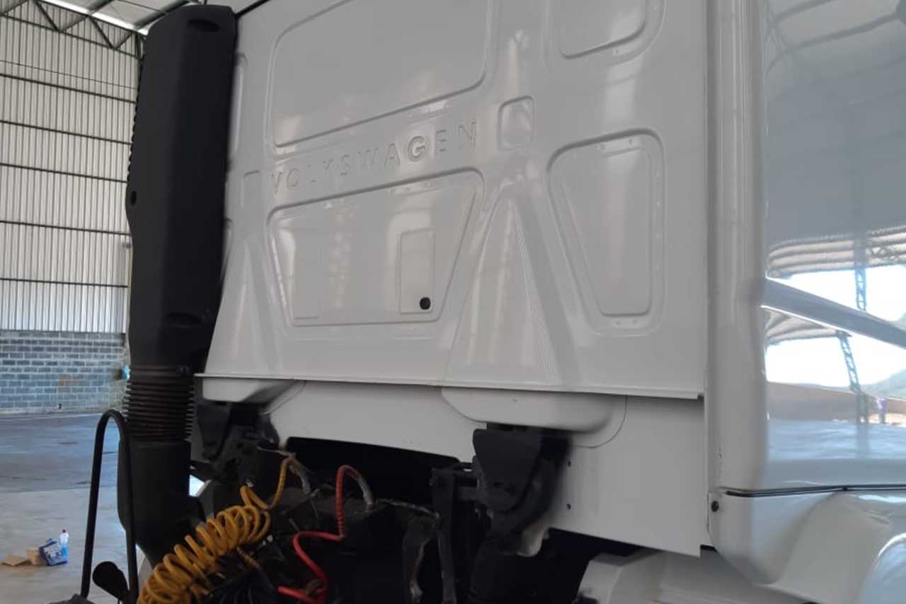 Volkswagen 19-320 Titan - 11/11 16