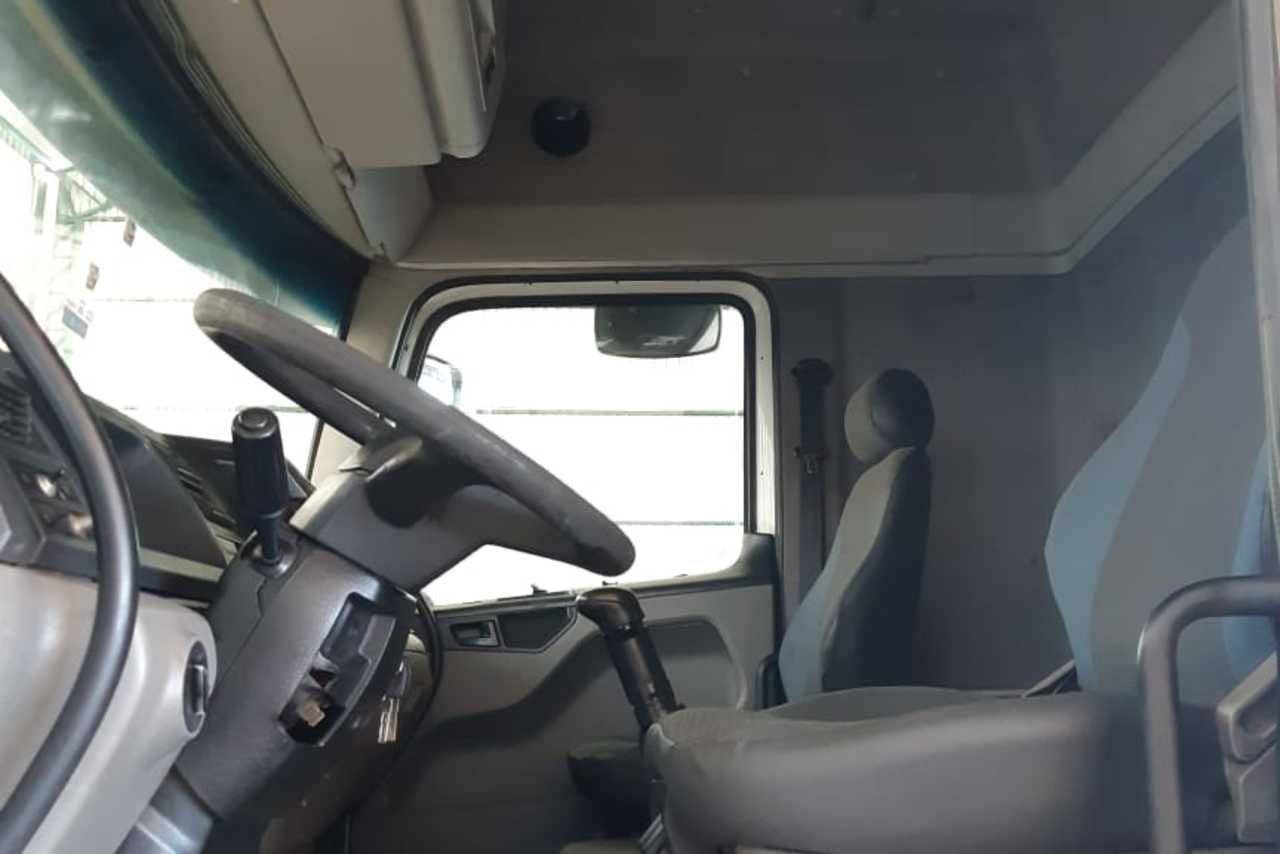 Volkswagen 19-320 Titan - 11/11 19