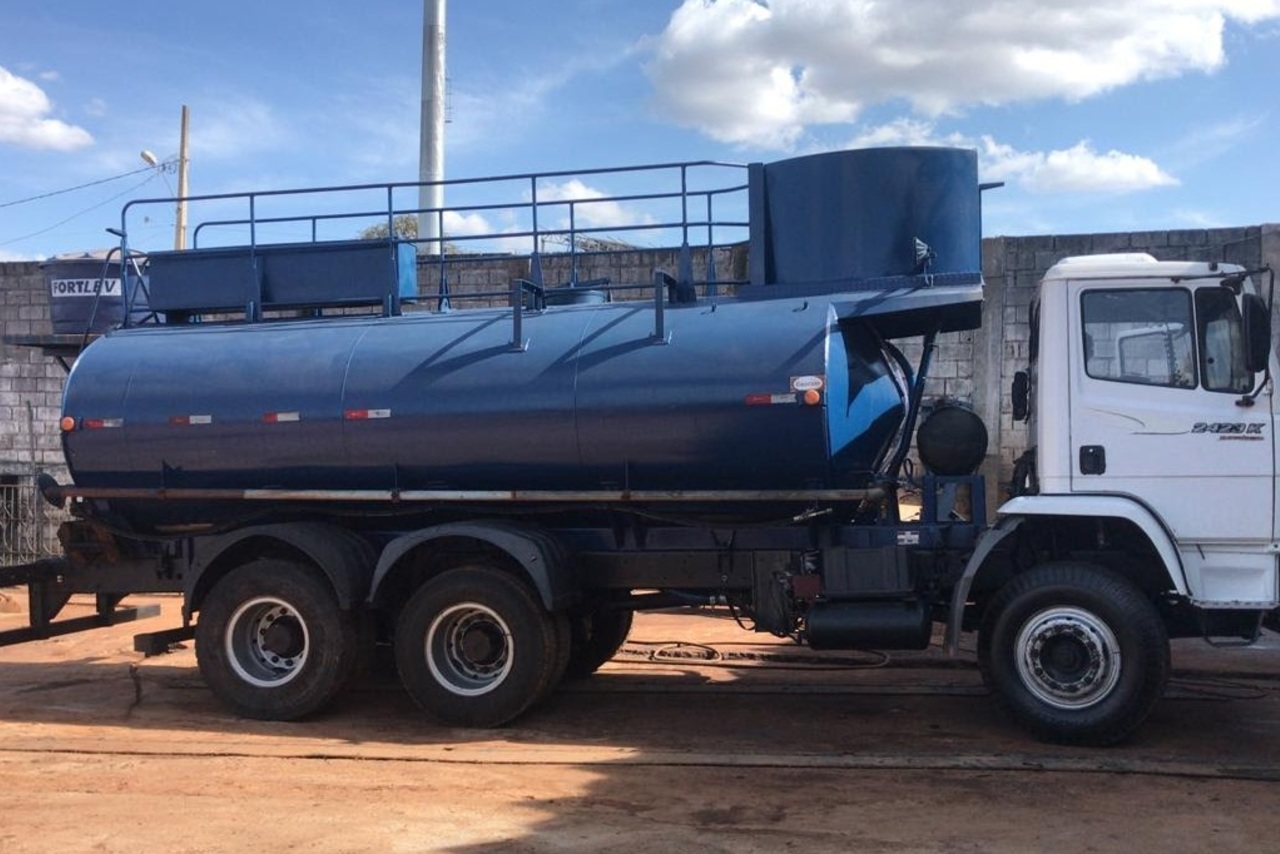 Mercedes Benz Atego 2423 - 06/06 6