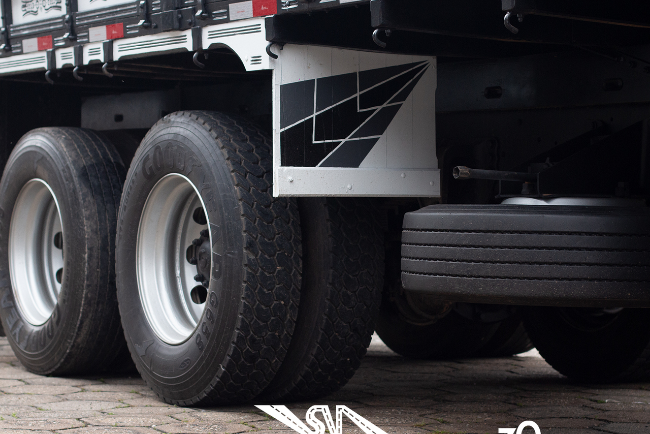 Volkswagen 24-280 E Constellation 6x2 - 12/12 11
