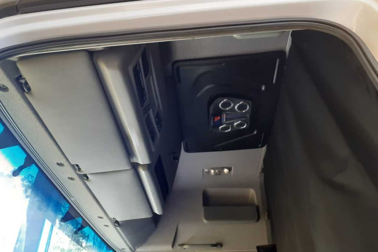 Mercedes Benz Axor 2036 - 14/14 3