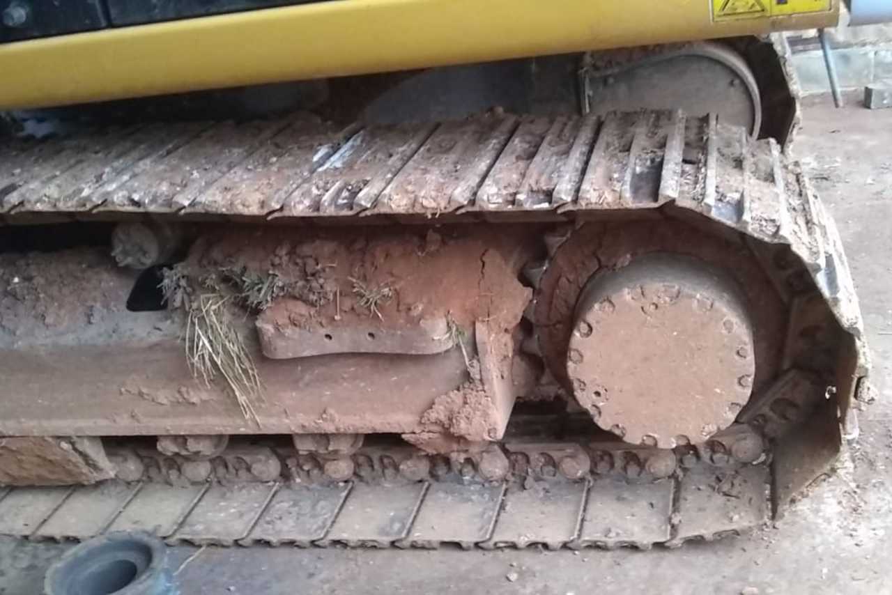 Caterpillar 318D2L - 15/15 8