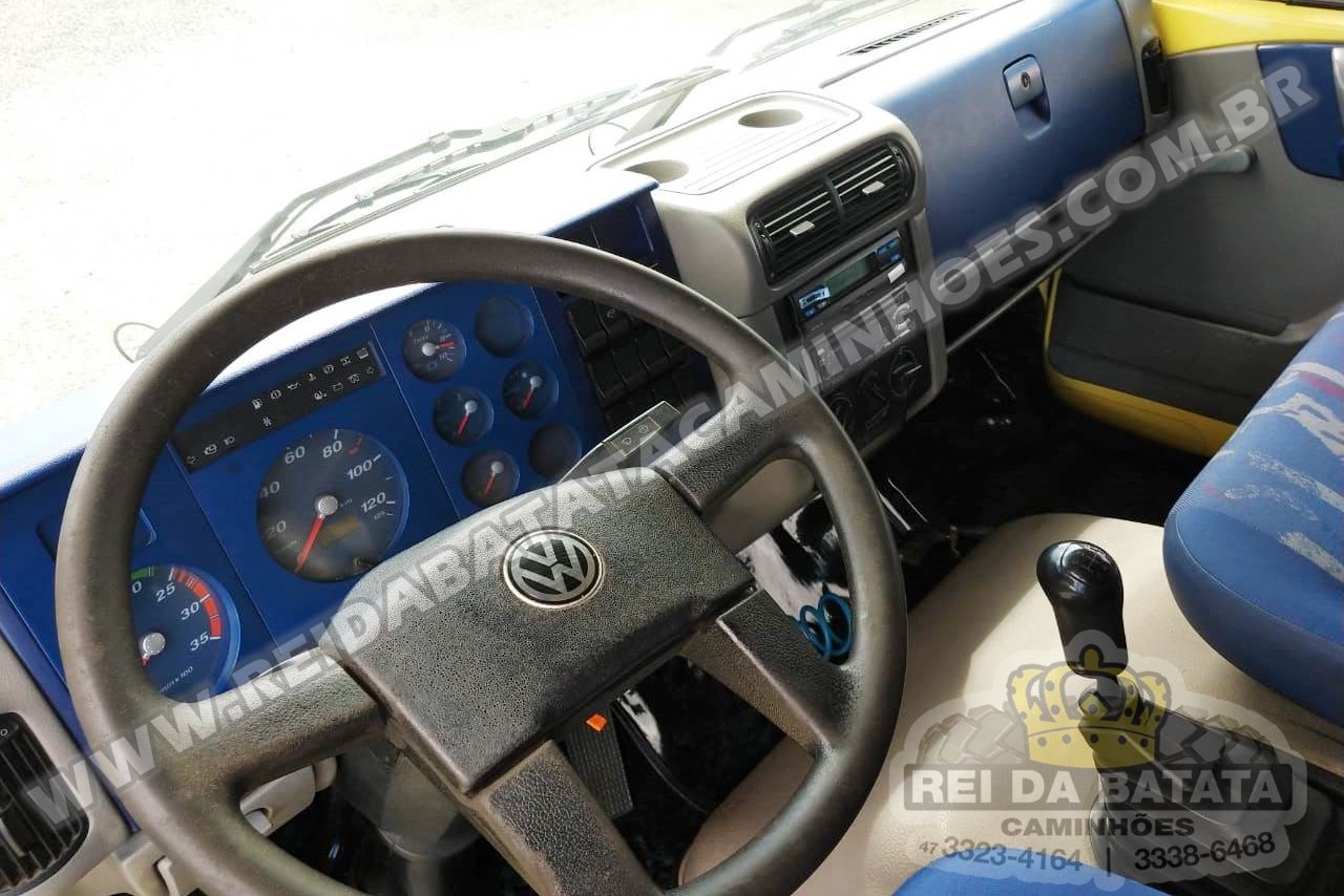 Volkswagen 8 120 - 07/07 8