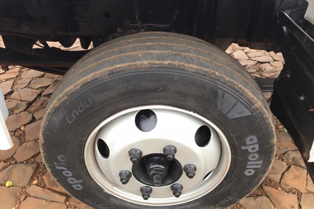 Volkswagen 8 120 - 01/02 12