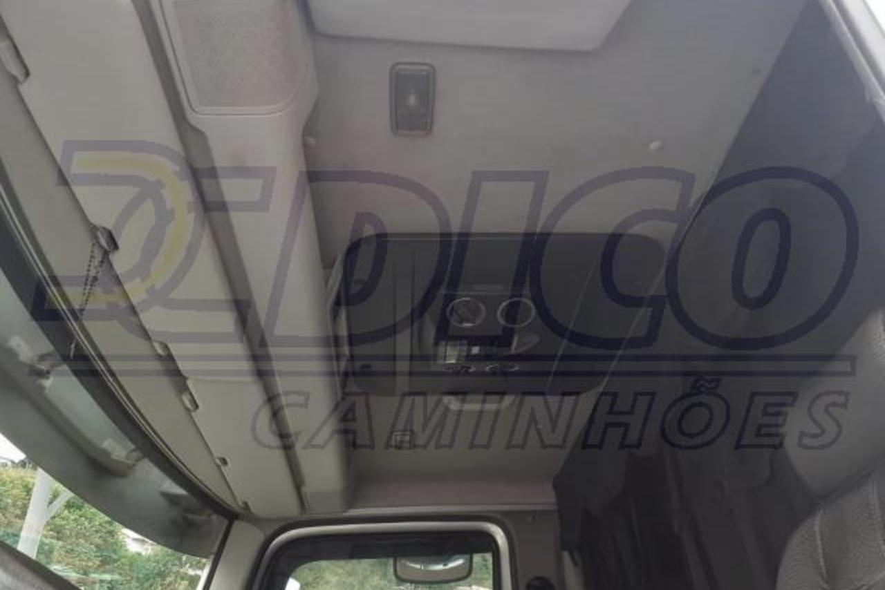 Volkswagen 24-280 E Constellation 6x2 - 14/14 2