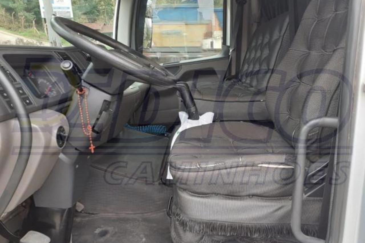 Volkswagen 24-280 E Constellation 6x2 - 14/14 5