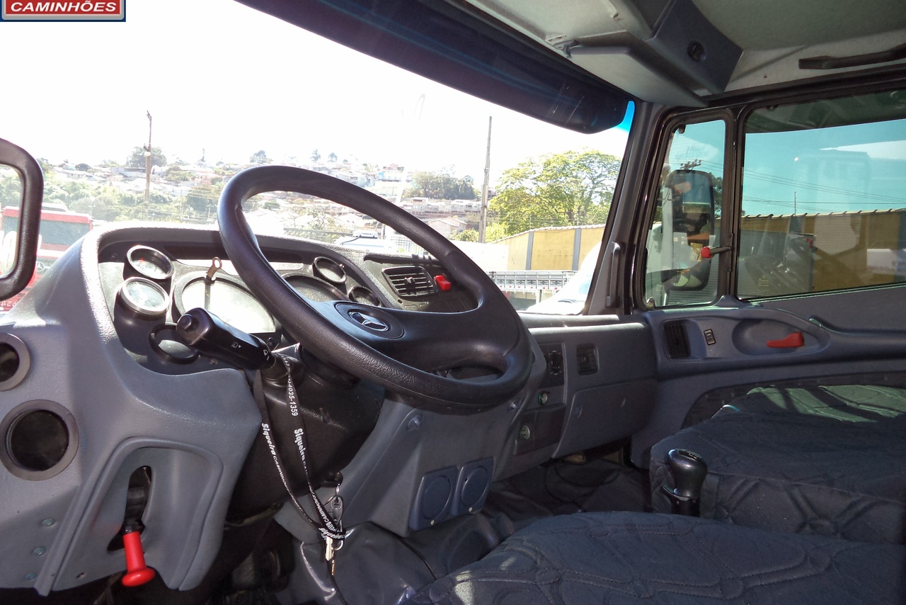 Mercedes Benz MB 1620 - 09/09 9