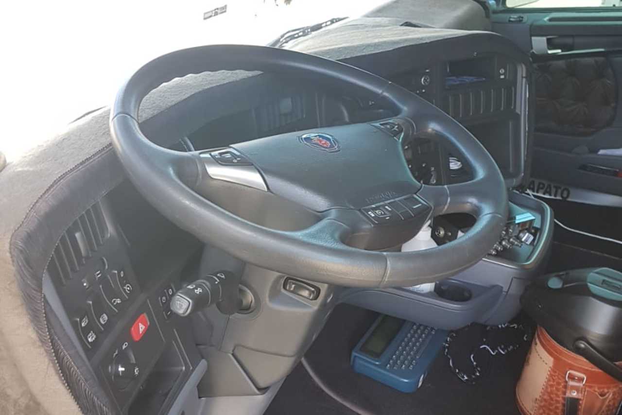 Scania 440 - 14/14 12