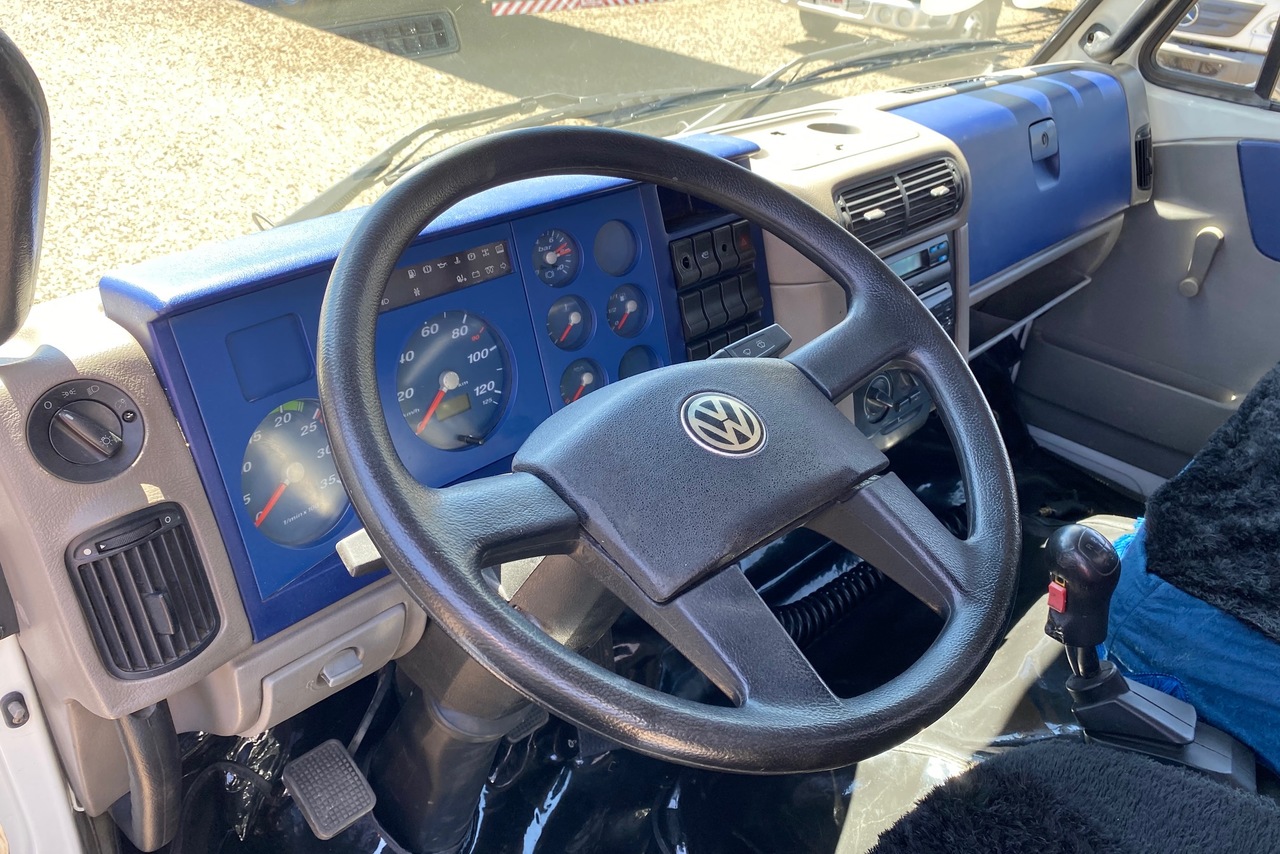 Volkswagen 13-180 - 08/08 8