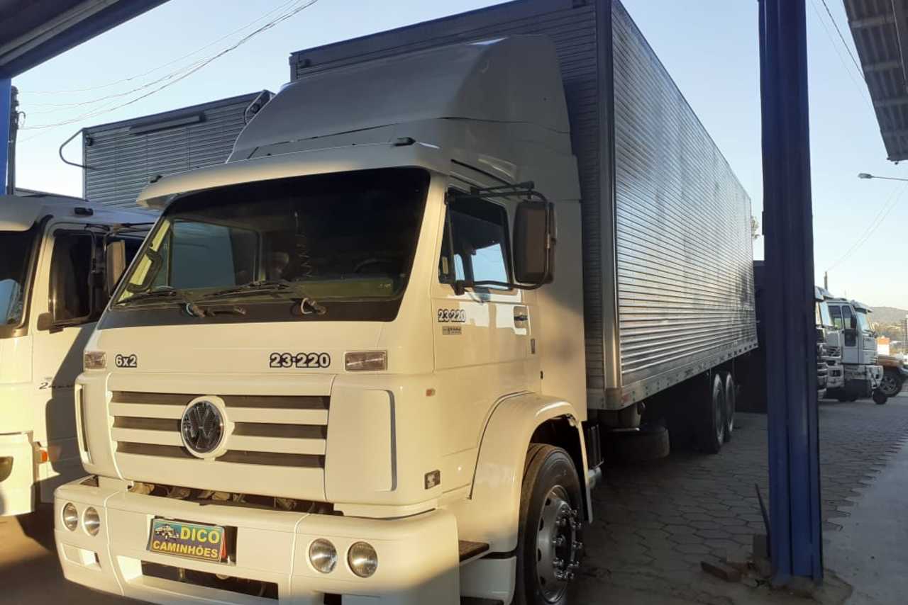 Volkswagen 23 220 - 04/04 3