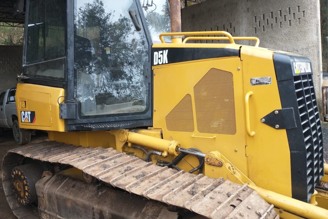 Caterpillar D5K - 08/08 5