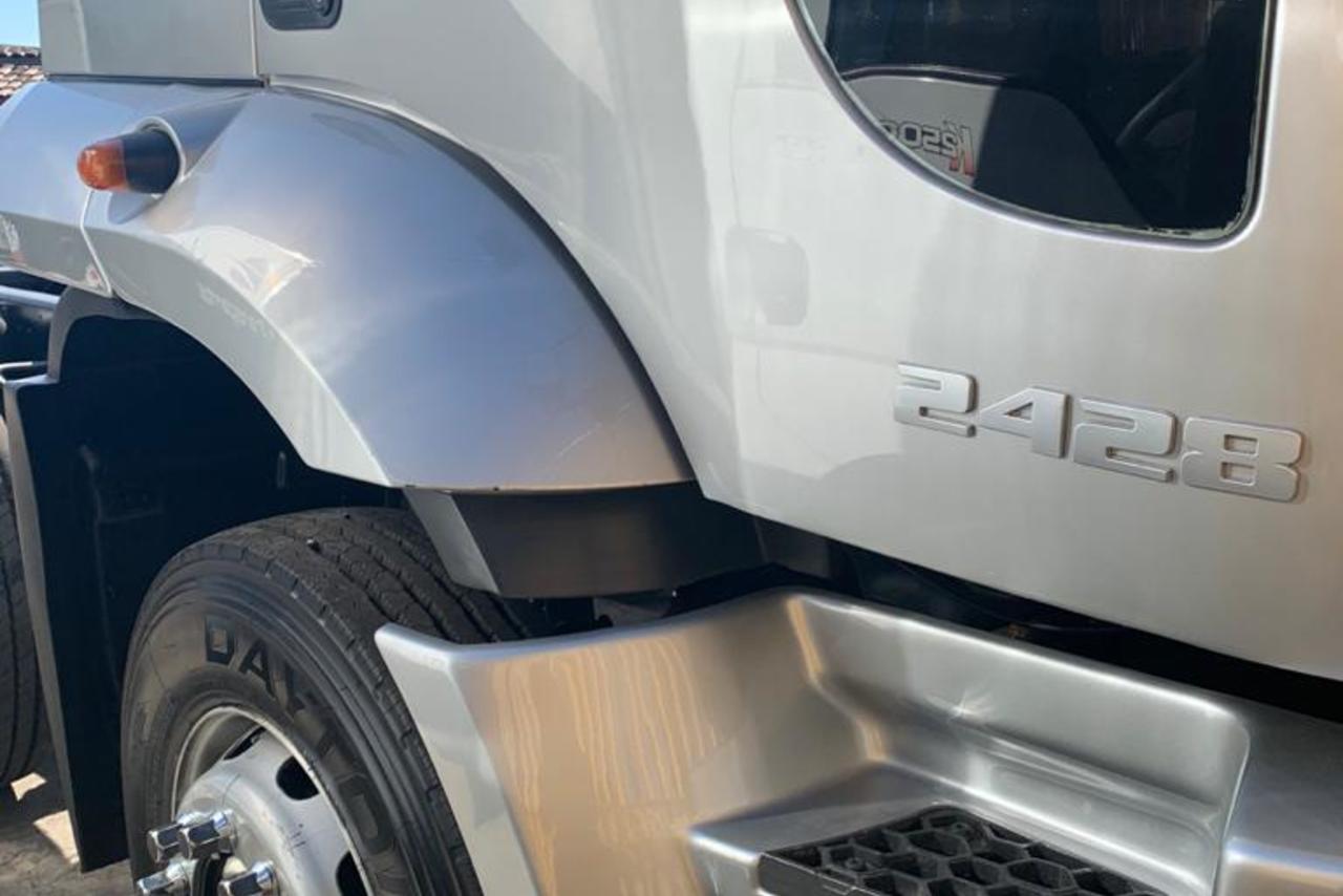 Ford Cargo2428 - 11/12 2