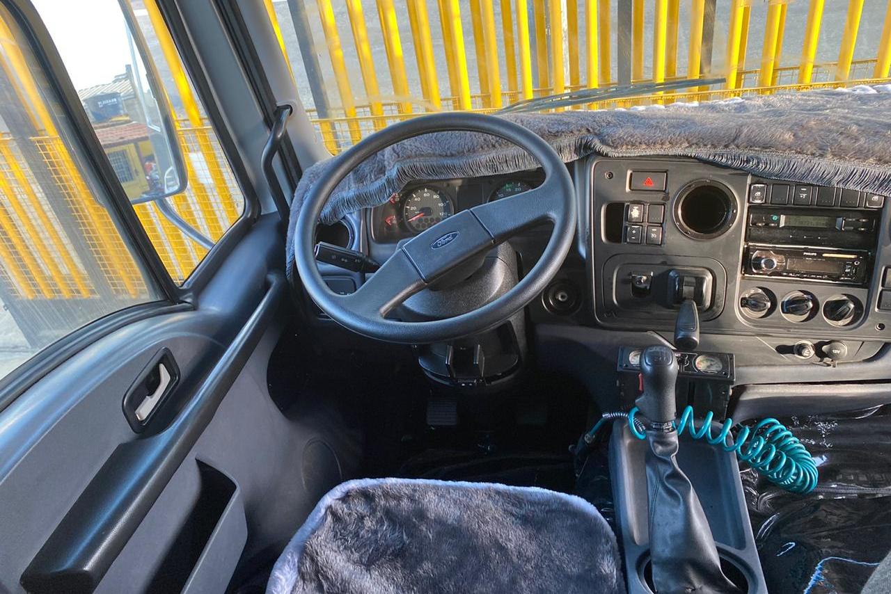 Ford Cargo2428 - 11/12 13