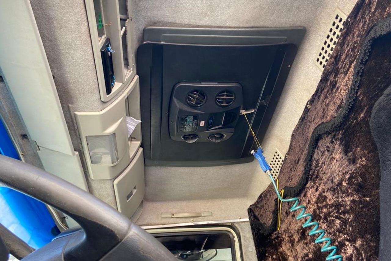 Iveco 240E25 - 09/09 8