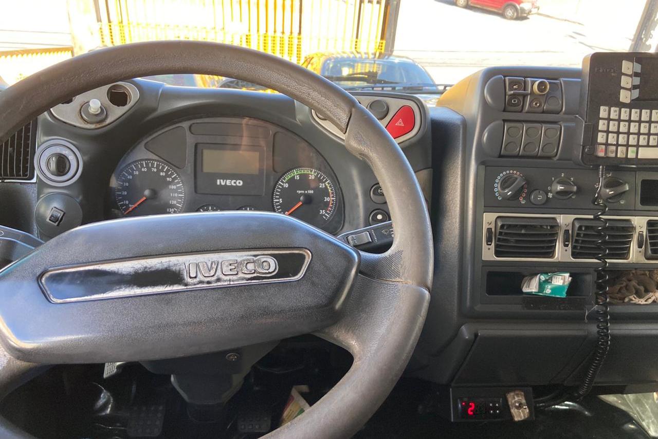 Iveco 240E25 - 09/09 12