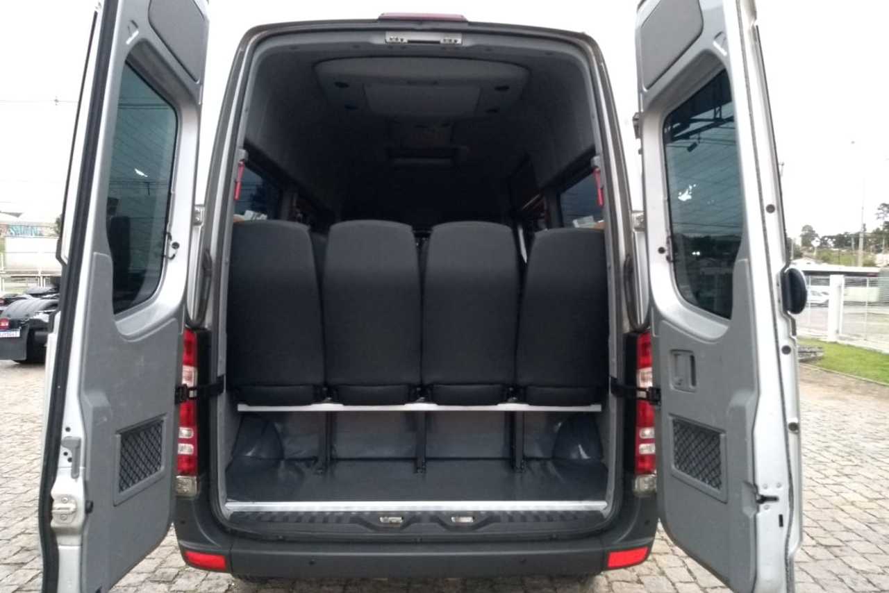 Mercedes Benz 415 - 15/16 9