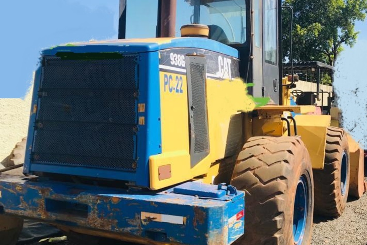Caterpillar  938 - 02/02 3