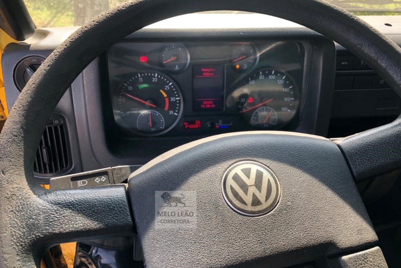 Volkswagen 8 160 - 13/13 13