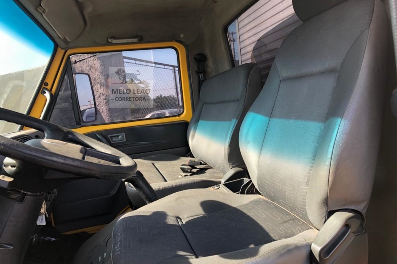 Volkswagen 8 160 - 13/13 20