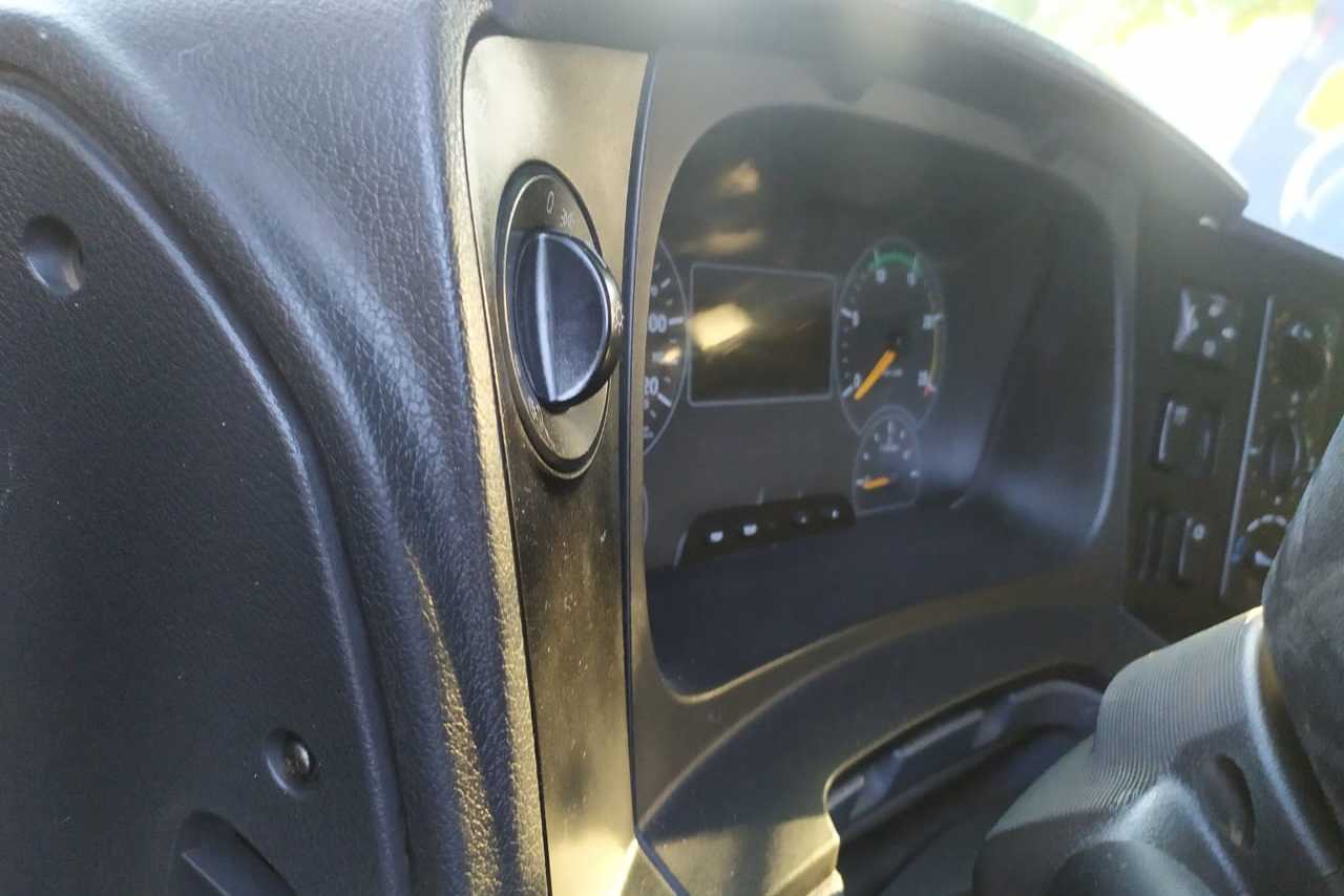 Mercedes Benz Axor 2544 - 11/11 10