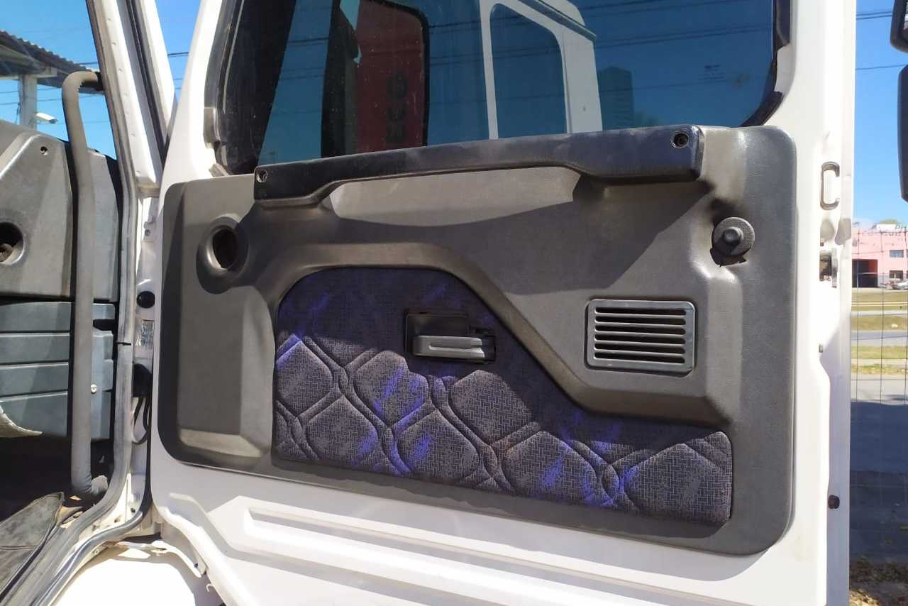 Scania 113 360 - 97/97 4