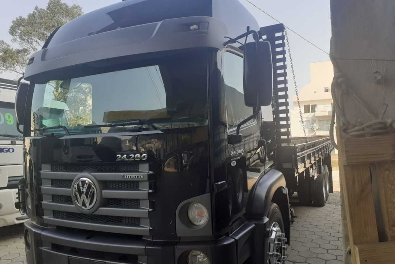 Volkswagen 24-280 E Constellation 6x2 - 17/17 5
