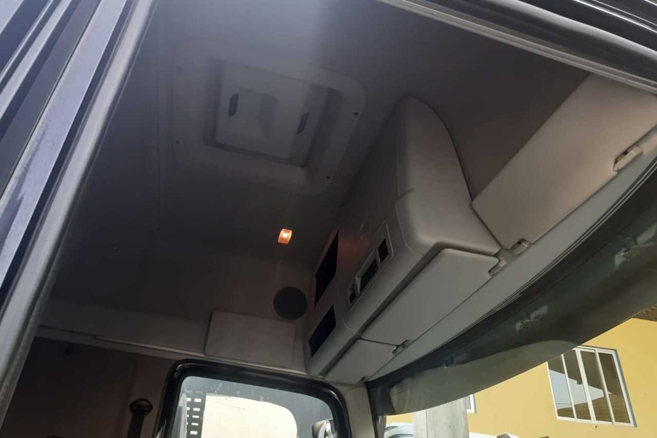 Volkswagen 24-280 E Constellation 6x2 - 17/17 8