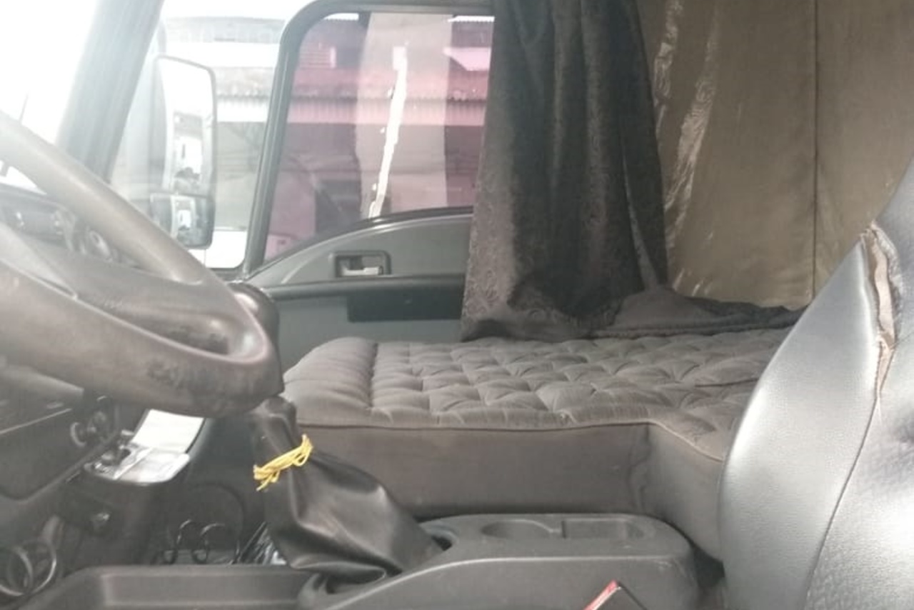 Ford Cargo1317 - 12/12 13