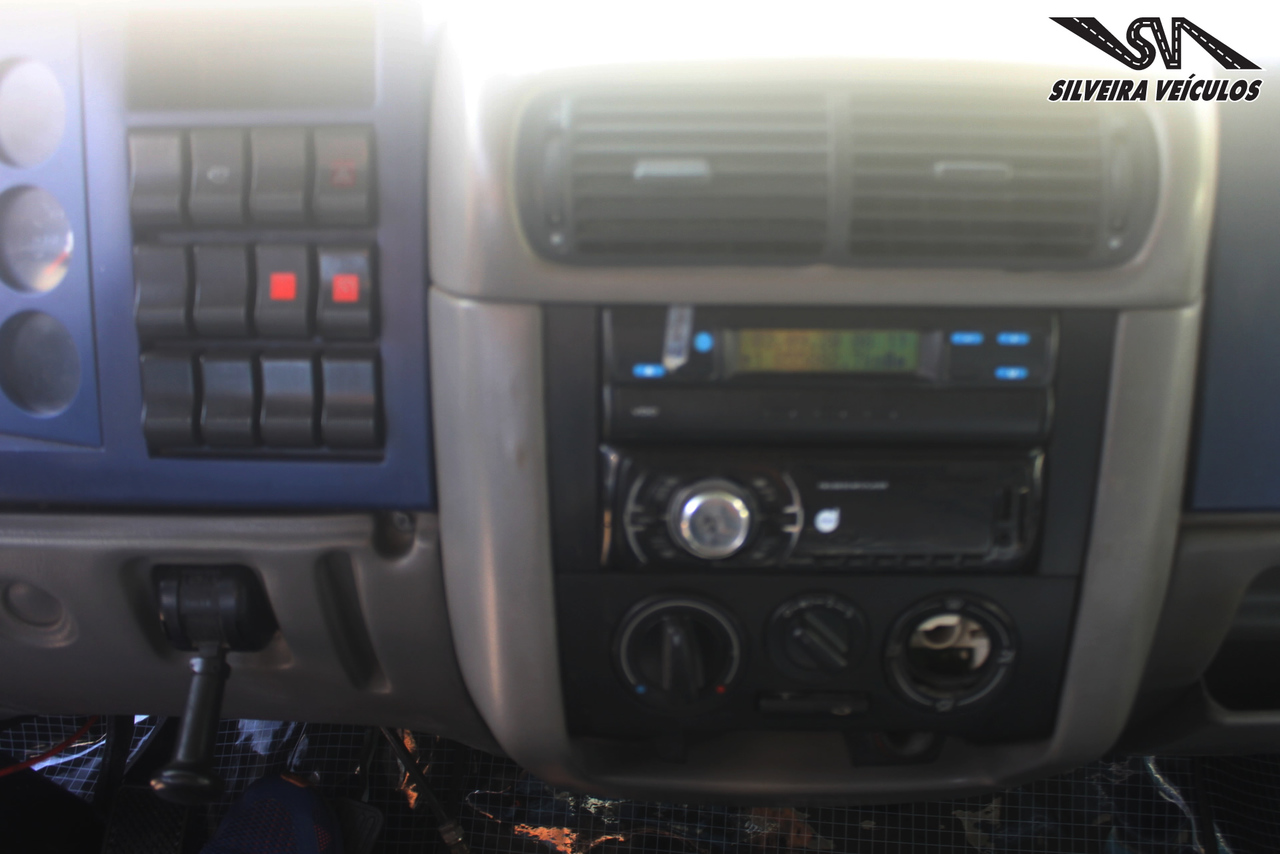 Volkswagen 8 150 - 05/05 4