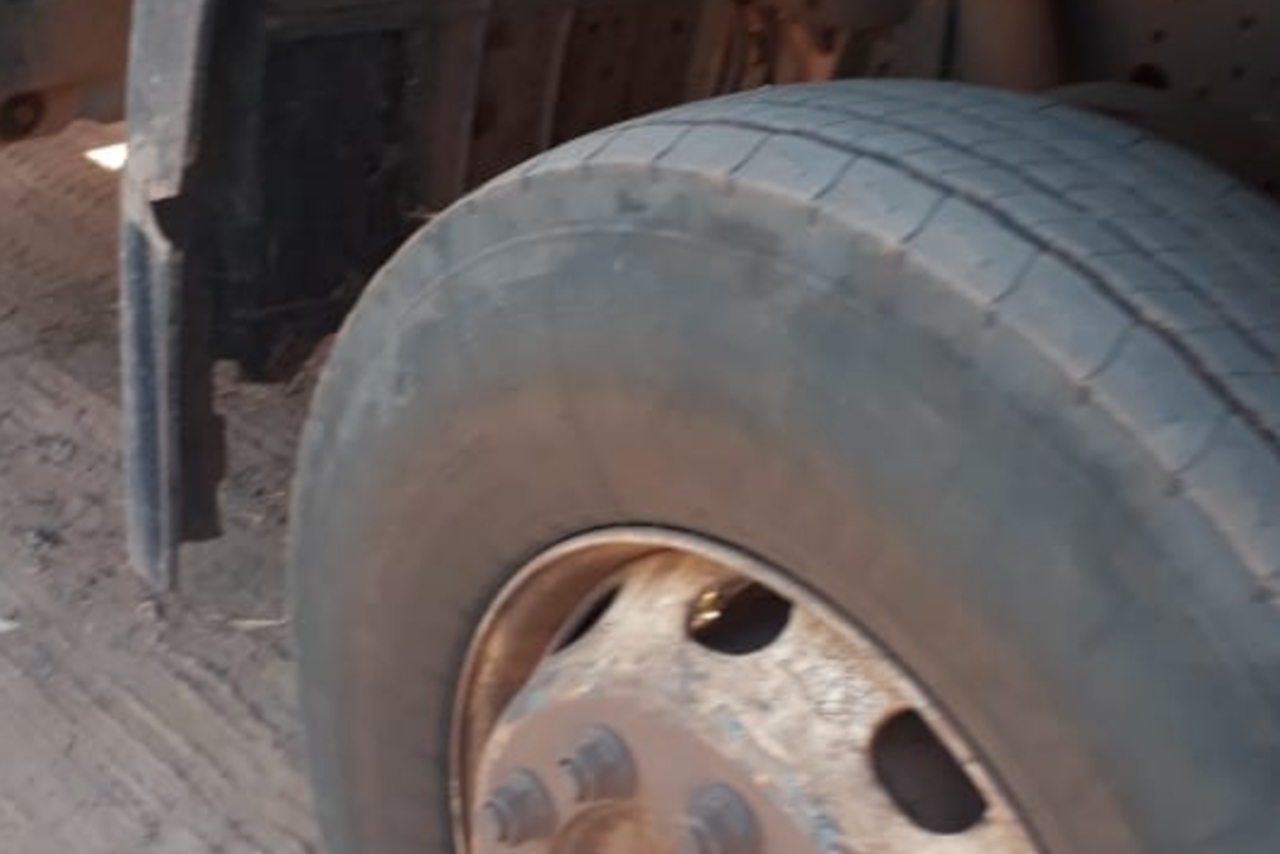Volkswagen 17 250 - 07/08 5
