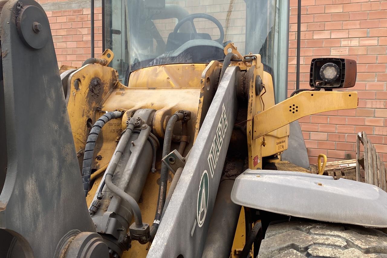 Volvo L90F - 13/13 8