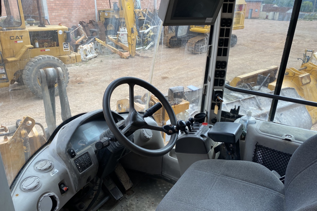 Volvo L90F - 13/13 13