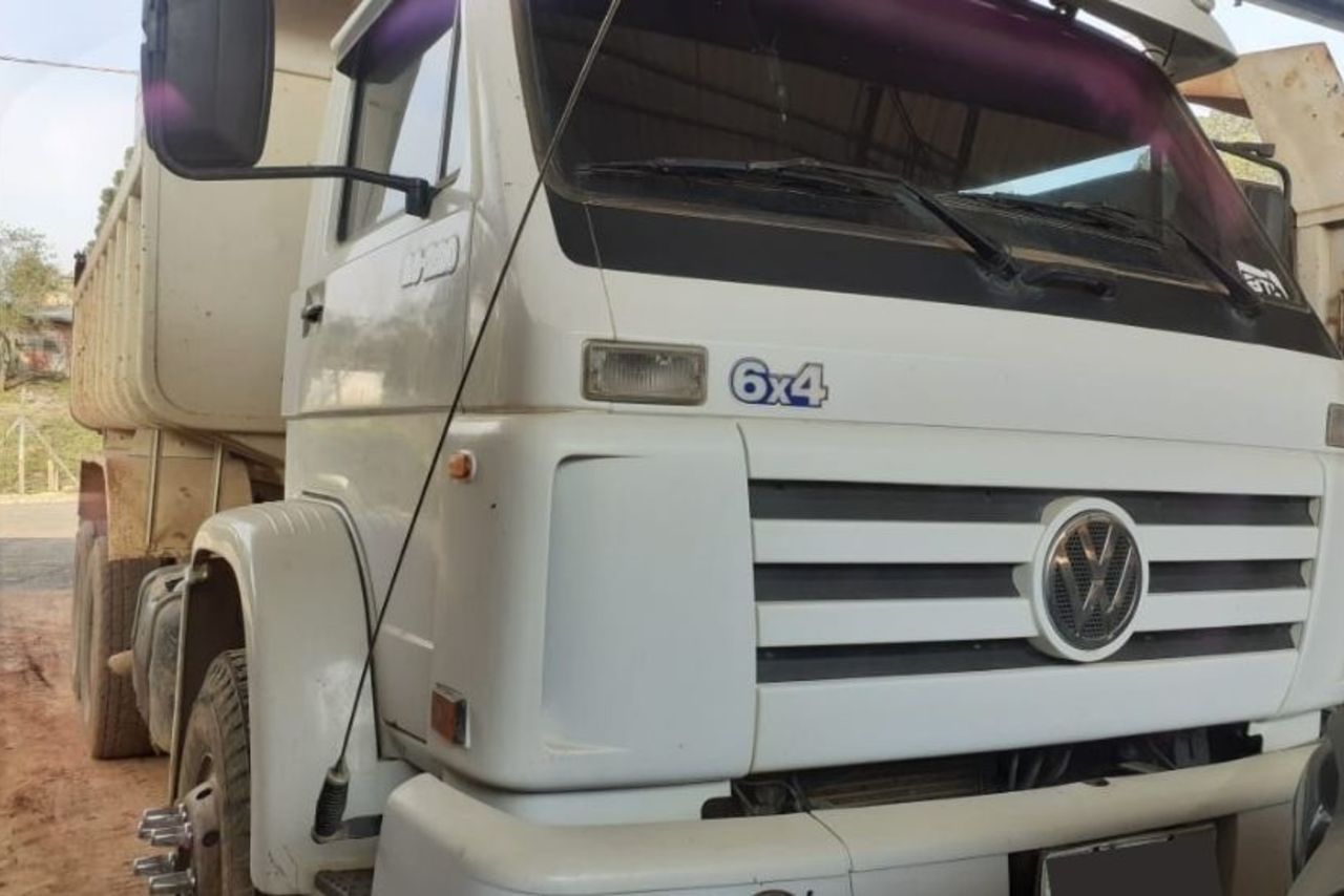 Volkswagen 26 220 - 05 3