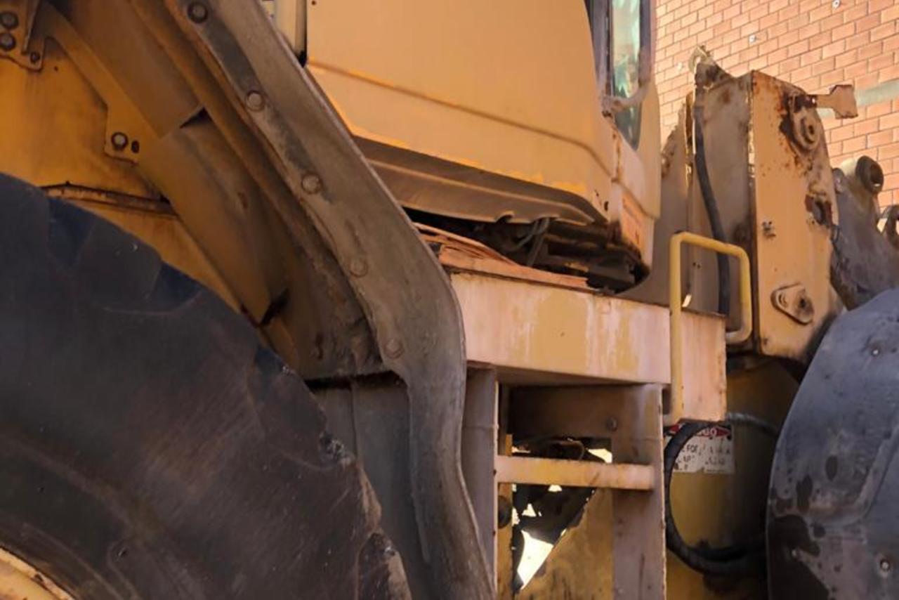 Volvo L90F - 10/10 11