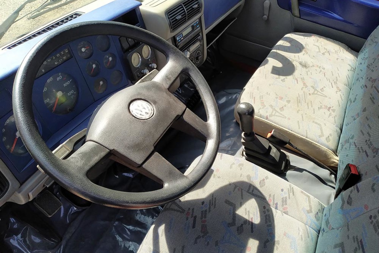 Volkswagen 8 150 - 05/06 3